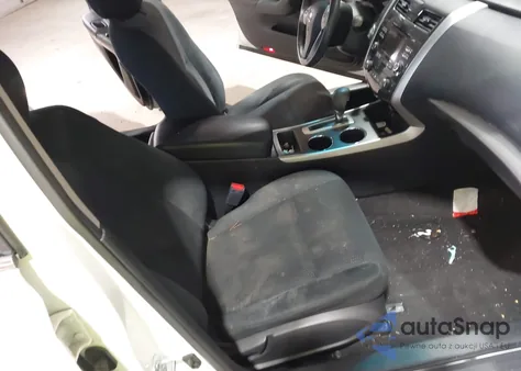 2015 Nissan Altima 2.5 Sv from USA, damaged, VIN 1N4AL3AP1FC292585